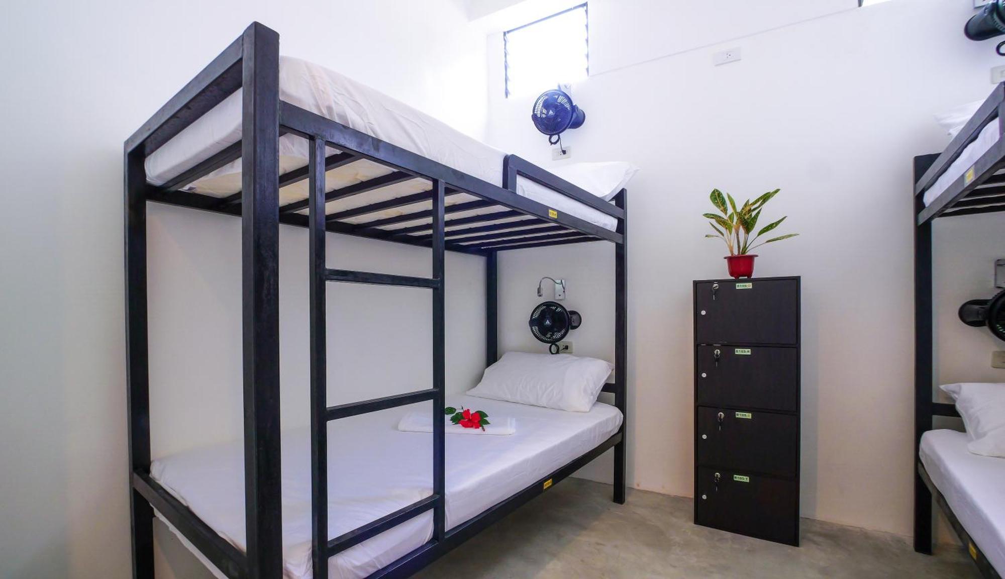 Sip Sunset Hostel And Lounge El Nido Eksteriør billede